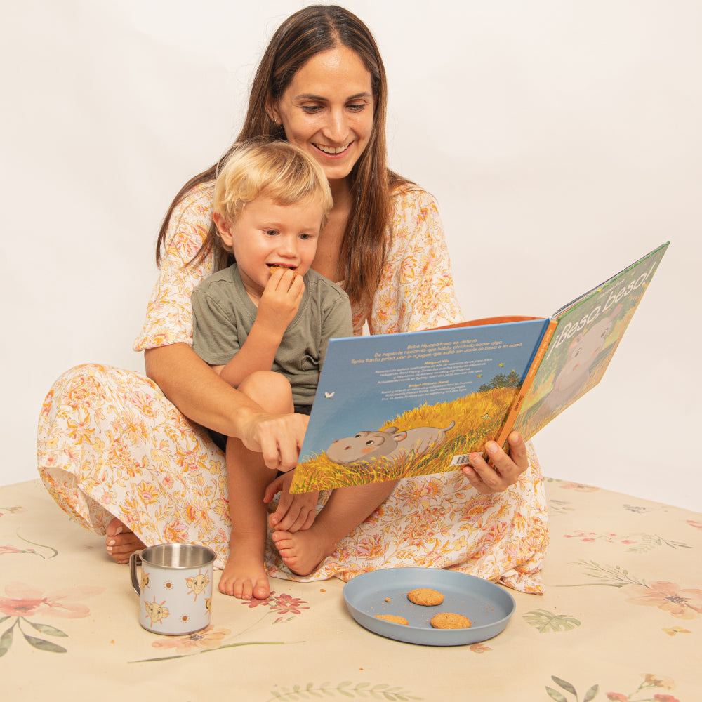 Finn+Mat plus Rosa + Flores